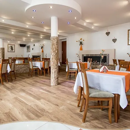 Gorska Dolina Jacuzzi & Sauna Bed & Breakfast Poronin