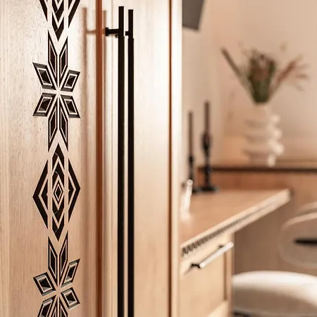 לינה וארוחת בוקר Gorska Dolina Jacuzzi & Sauna